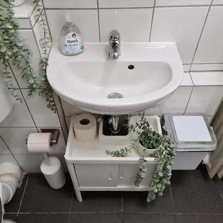 Apartment Schoene Im Zentrum Mit Self Check-in Und Free Wifi